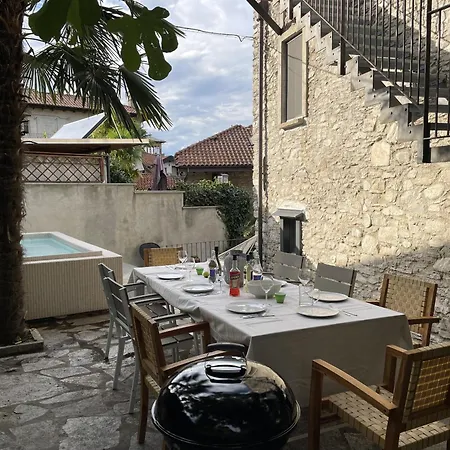 Appartement Lounge & Pool *