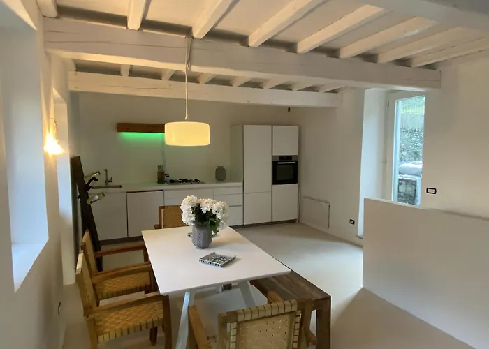 Lounge & Pool Apartament