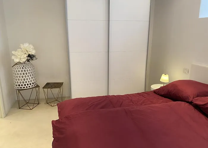 Lounge & Pool Apartament *